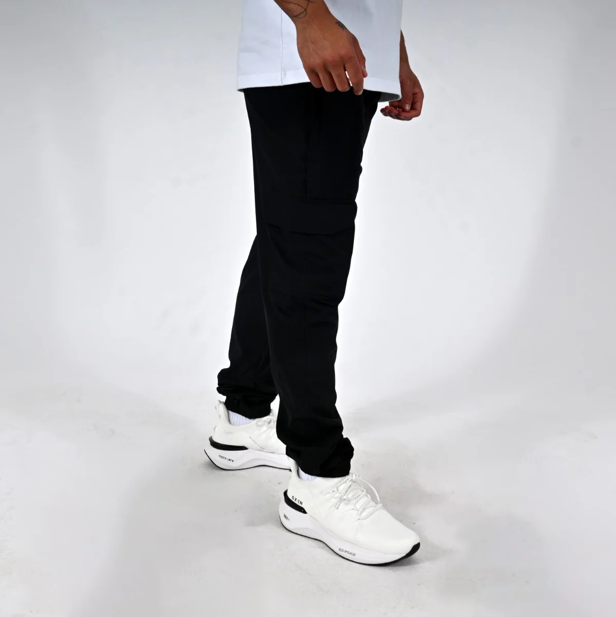 Oxen Mens Endure Stretch Woven Combat Pant Black - Image 3